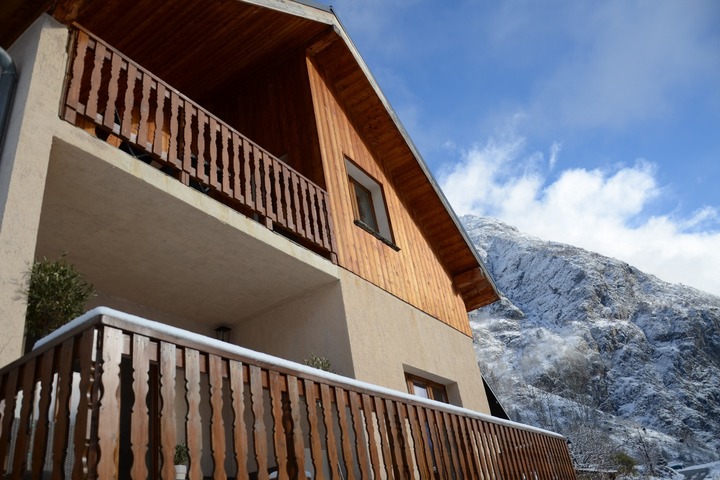 Exterior of the chalet