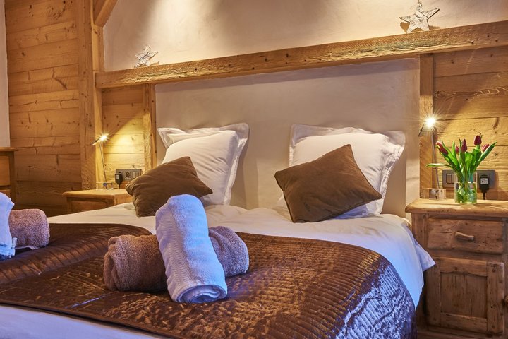 Luxury en-suite bedrooms