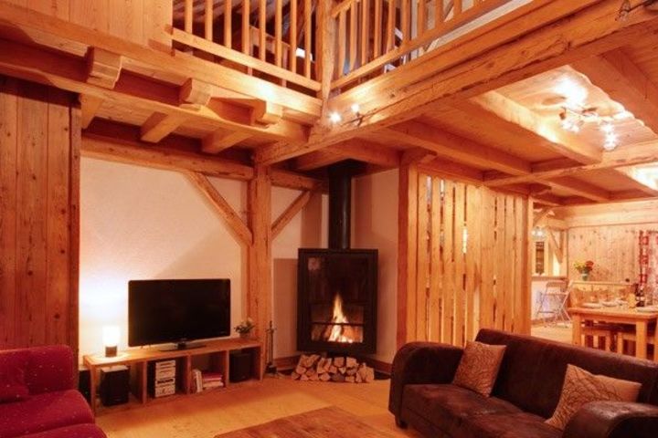 Cosy Lounge with Log Fire