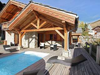 Chalet in Les Deux Alpes, France