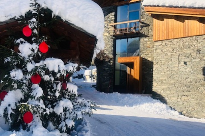 Stunning chalet and views