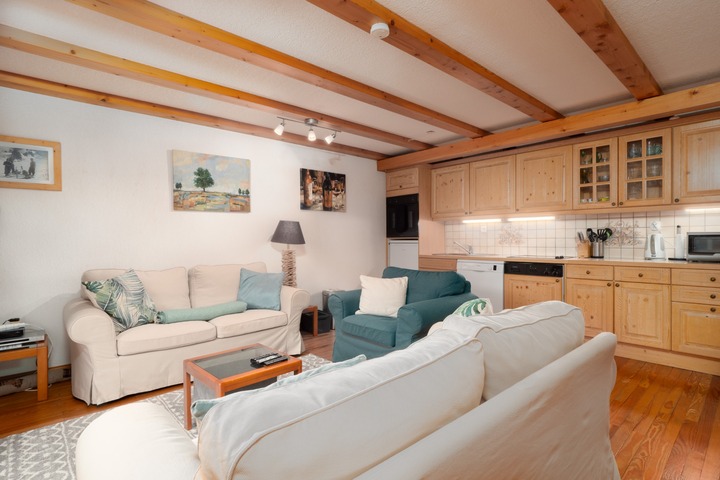 Lounge and kitchen area